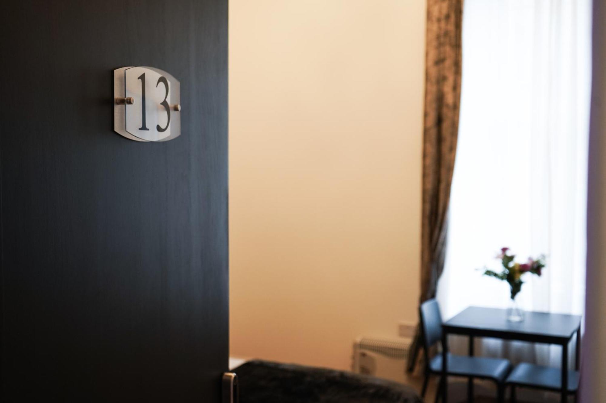 Novana Aparthotel Glasgow Phòng bức ảnh